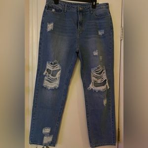 Shein distressed Mom Jeans, Size X-Large, NEW WITHOUT TAGS